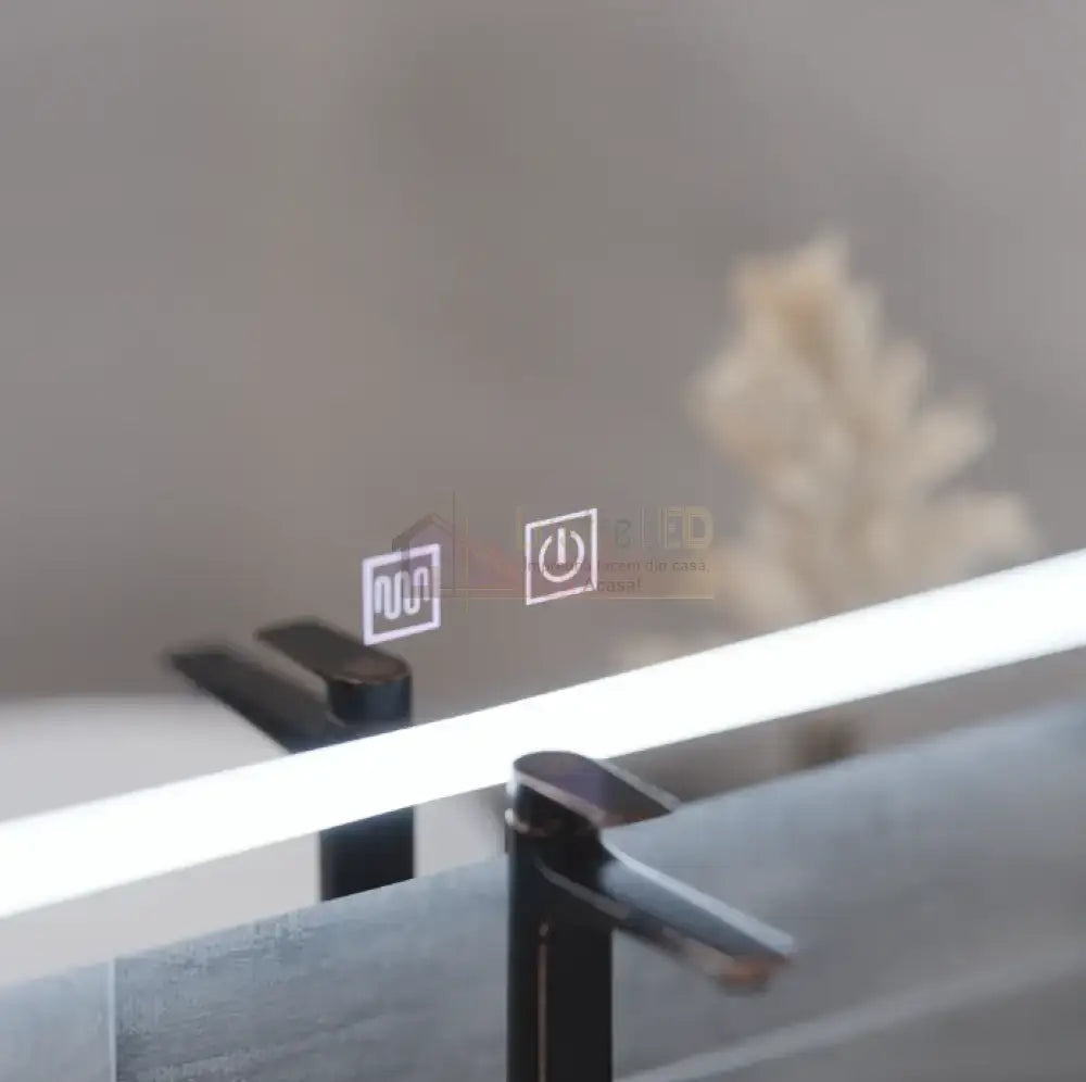 Oglinda LED Dreptunghiulara 80X60cm cu Functie Dezaburire si Touch 80X60CM / NEAGRA LED MIRROR