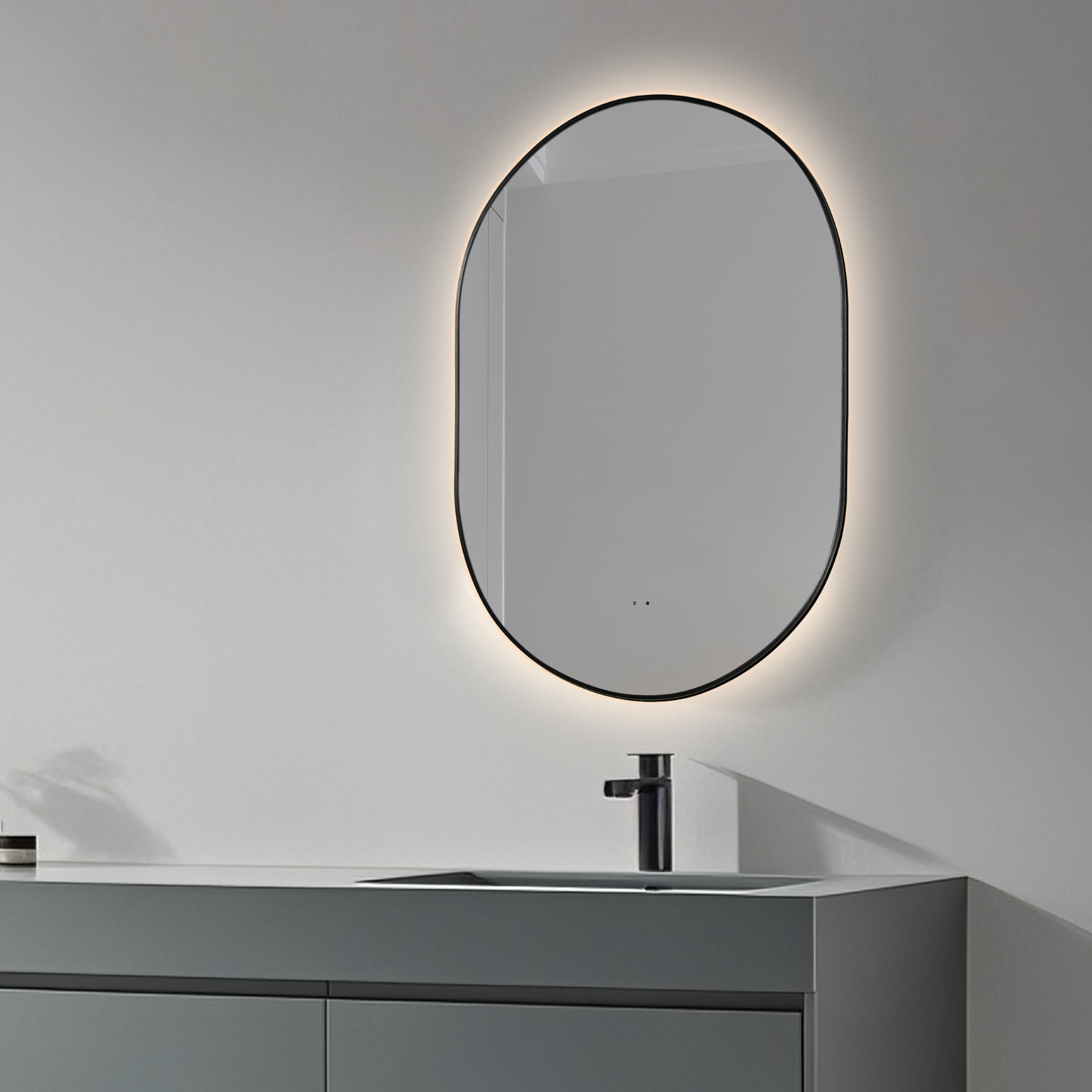 Oglinda LED INFINITY 60x85CM Slim Black Senzor Miscare