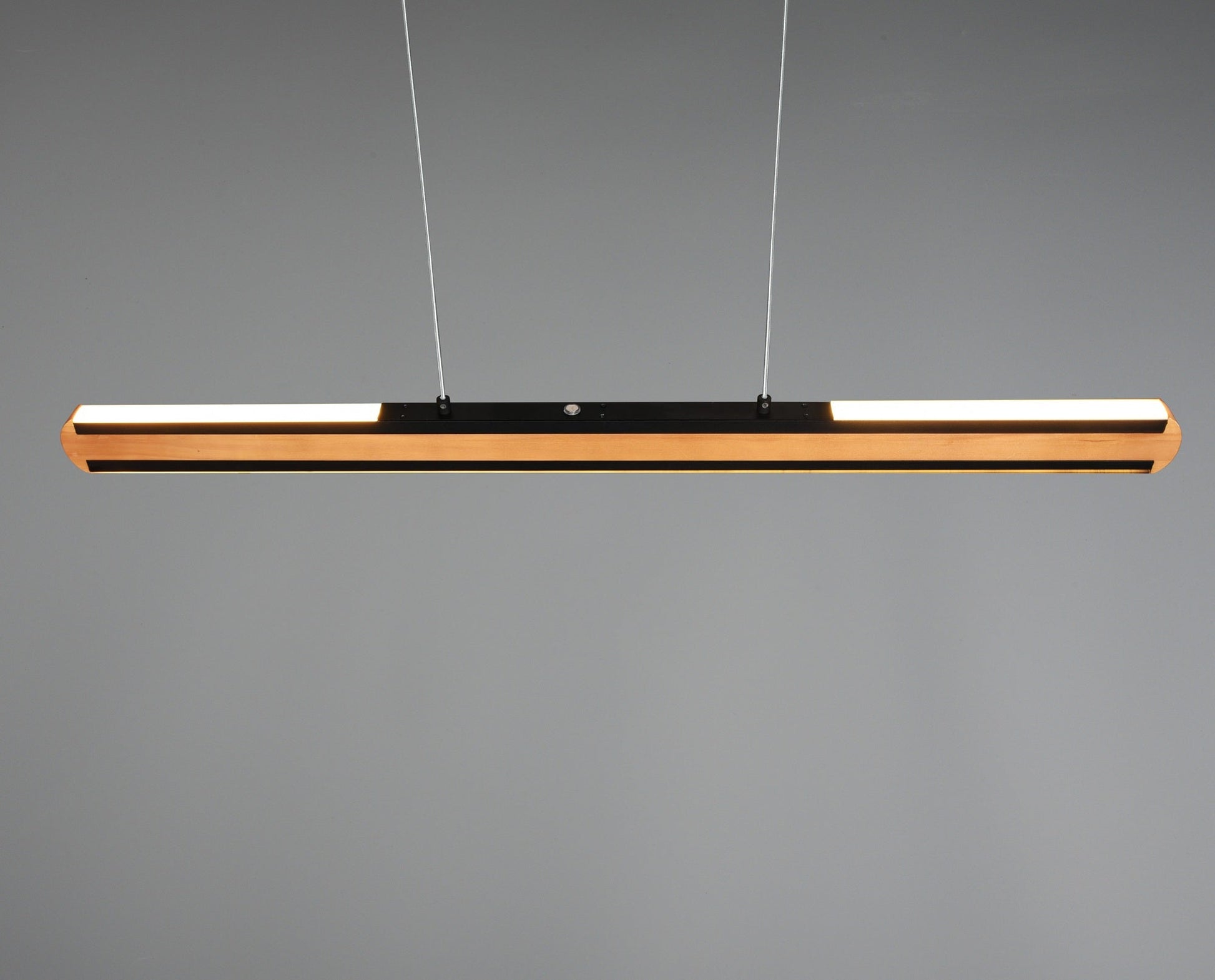 Lustra LED Suspendata DEACON Wood Echivalent 500W