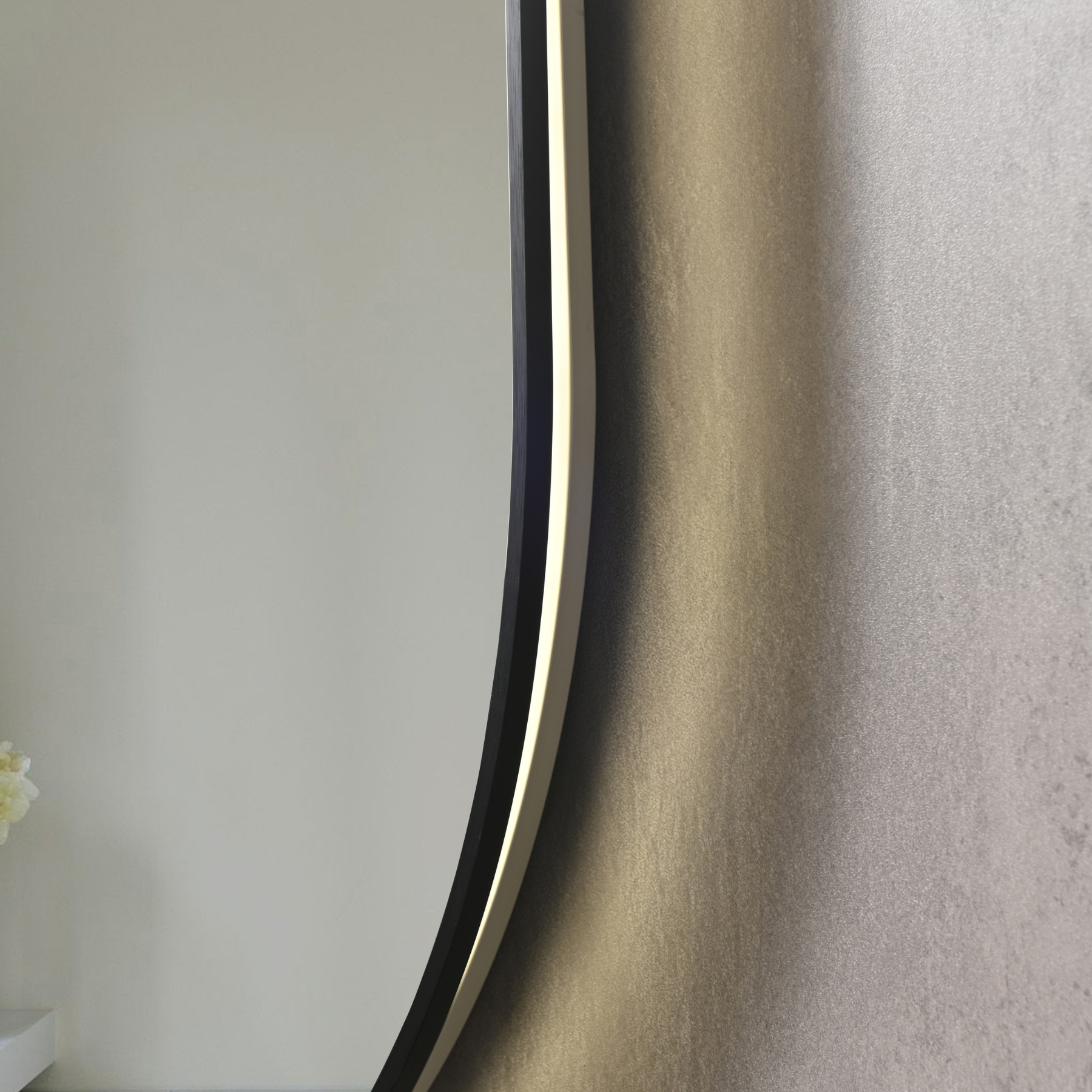 Oglinda LED INFINITY 60x85CM Slim Black Senzor Miscare