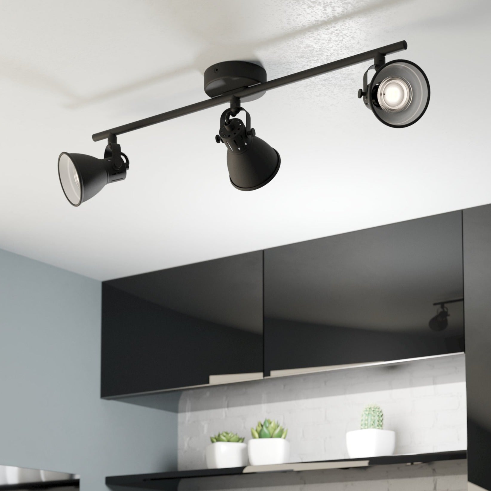 Lustra Seras 2 Black cu 3 Spoturi Reglabile