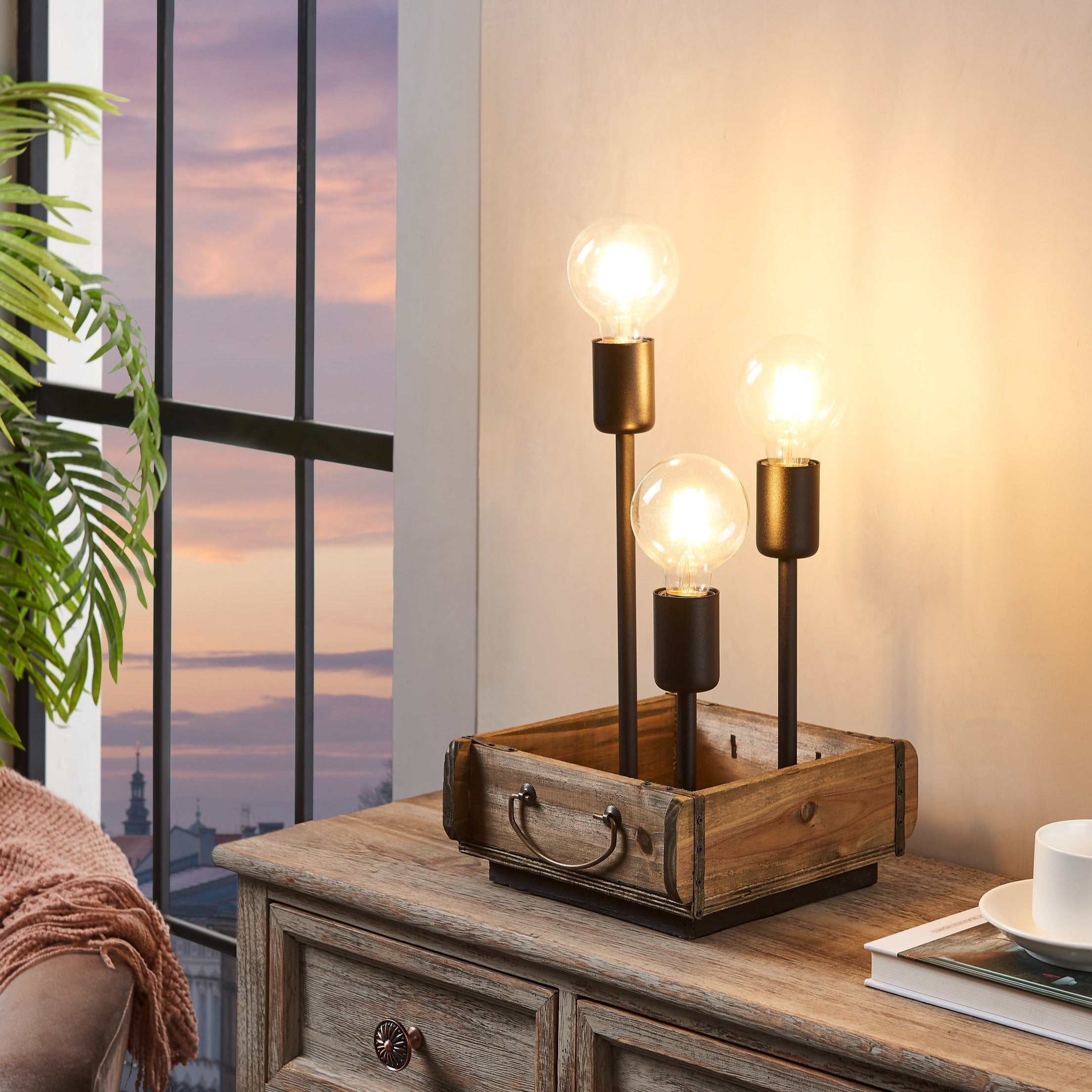 Veioza Vintage Decorativa WOOTTON Brown & Black Eglo