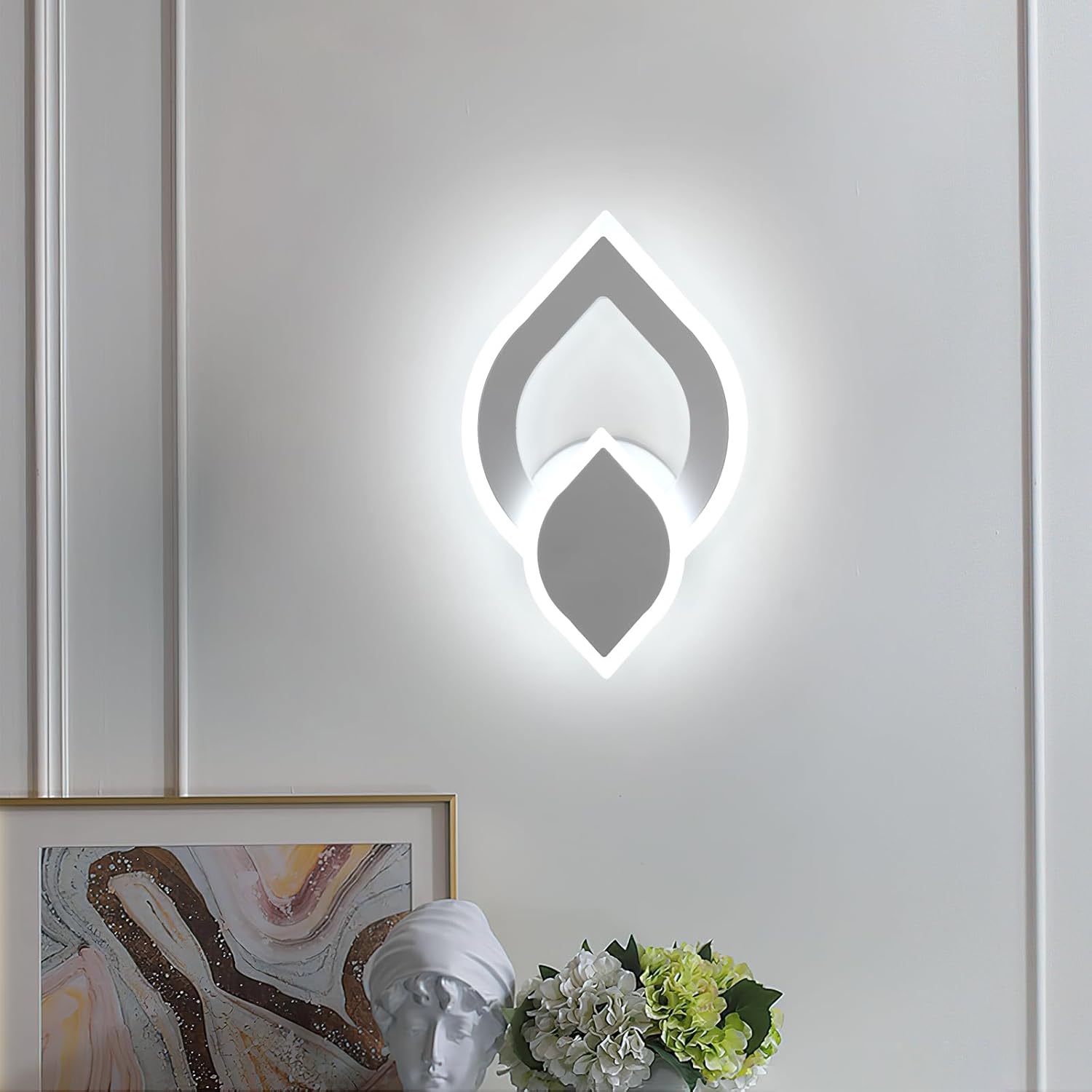 Aplica LED 32W Perete Petala Echivalent 150W