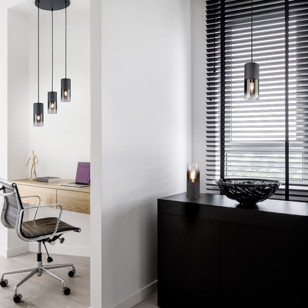 Pendul Fumuriu ROBIN Black