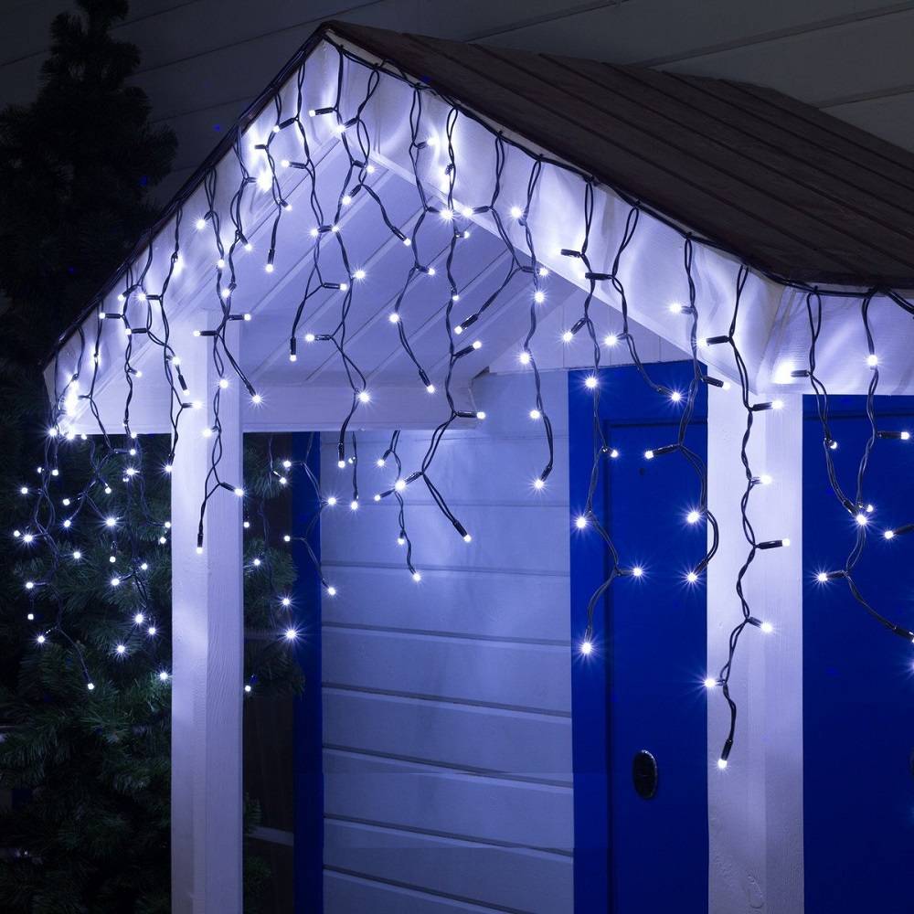 Instalatie LED Perdea Turturi 120 LED-uri Hexagon 4x0.7m fir negru Diverse Culori