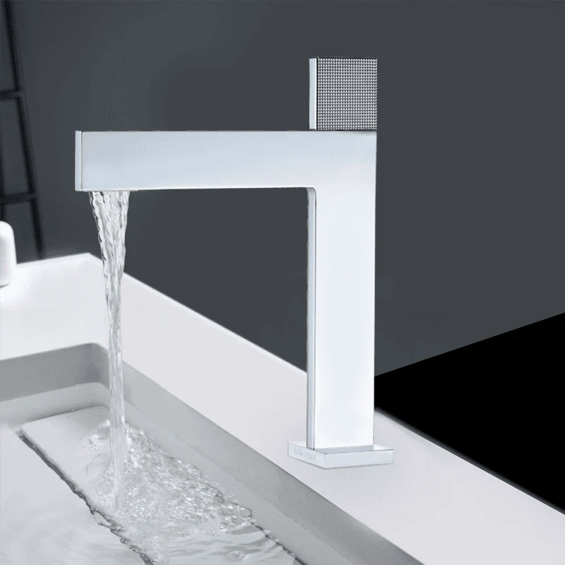 Baterie De Lavoar Inalta Modern Argintiu