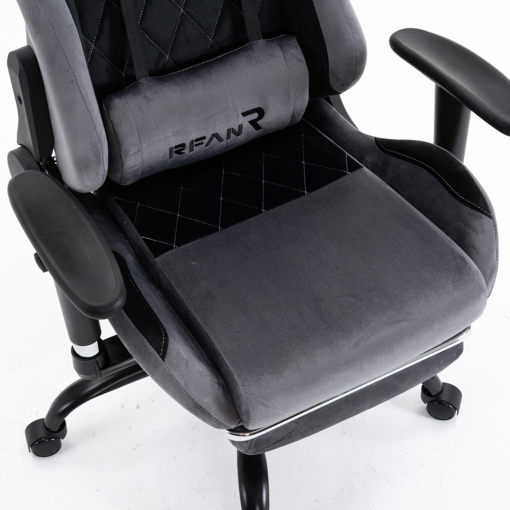 Scaun de Gaming Reglabil Professional WF-613 Grey cu Suport Picioare