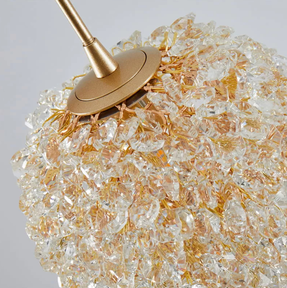 Lustra Suspendata Golden Sponge Majestic Staircase 60xG9