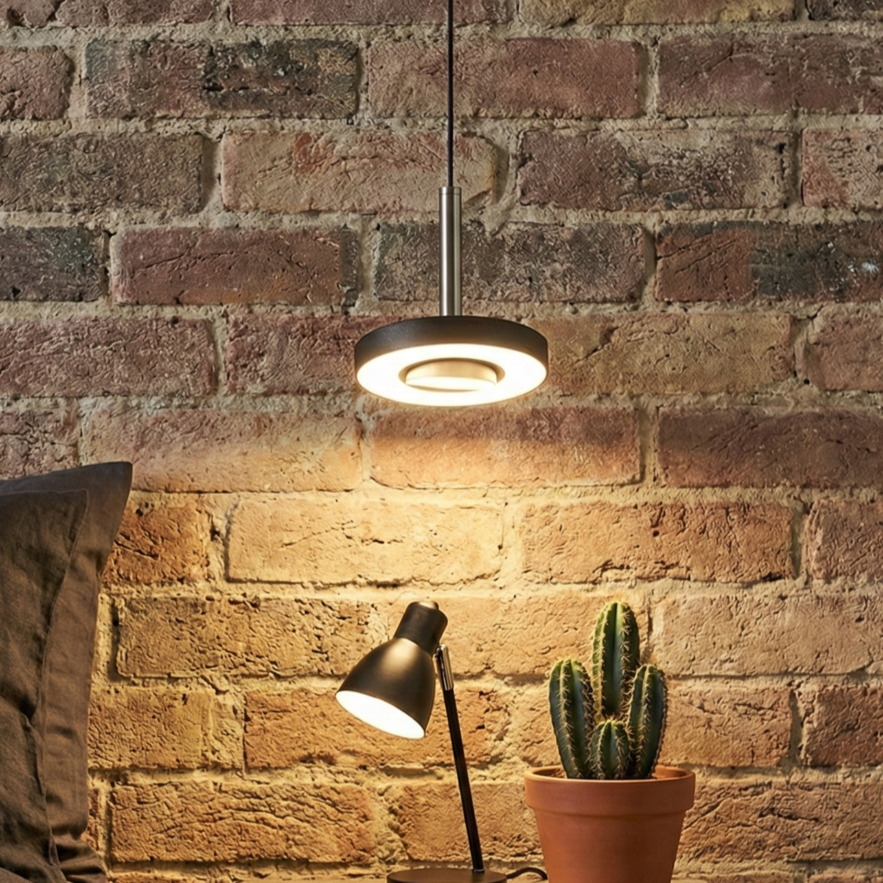 Pendul LED PREMIUM SILVER GUANO Echivalent 80W