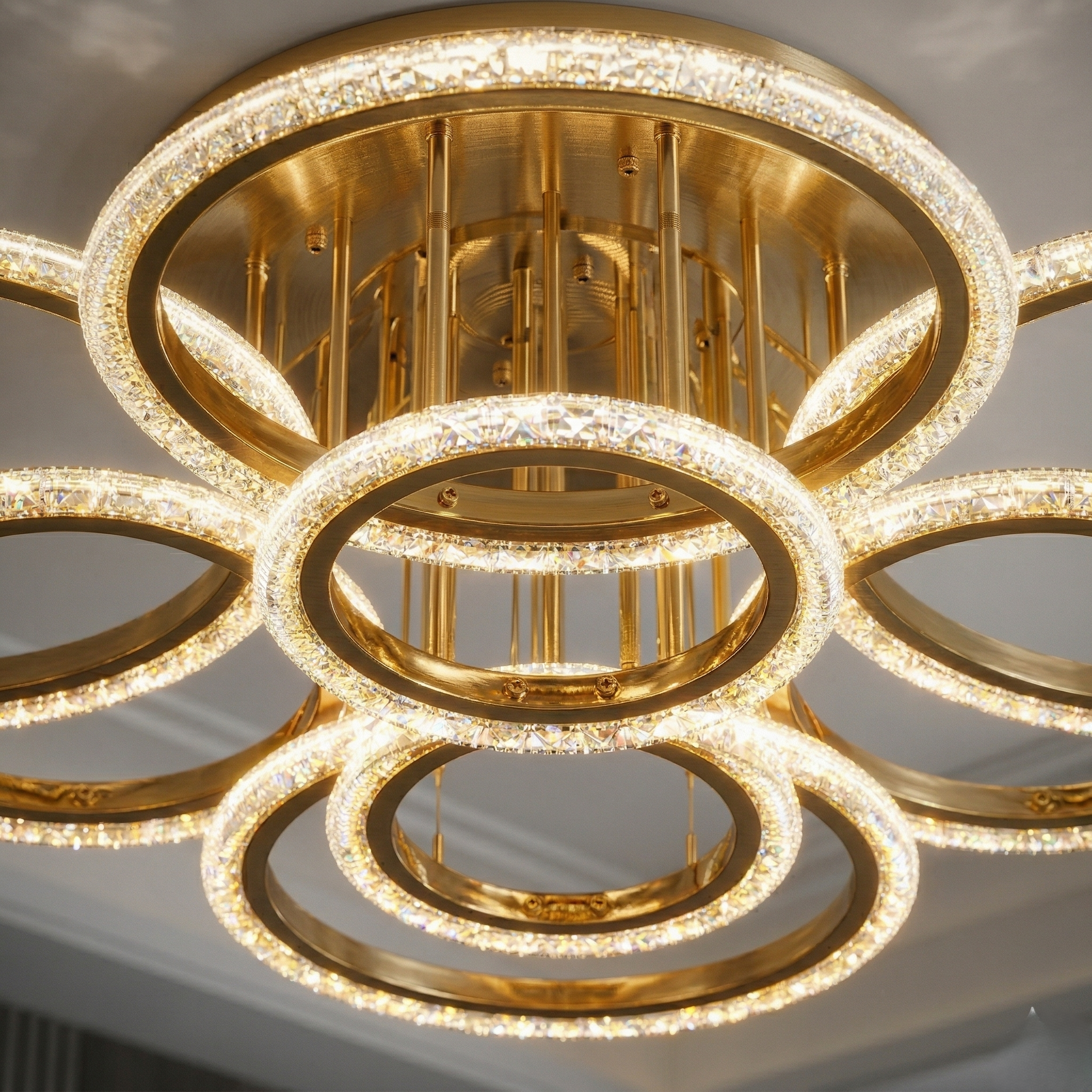 Lustra LED Brevia Circle Gold Gigant 4+4 Echivalent 1000W Telecomanda