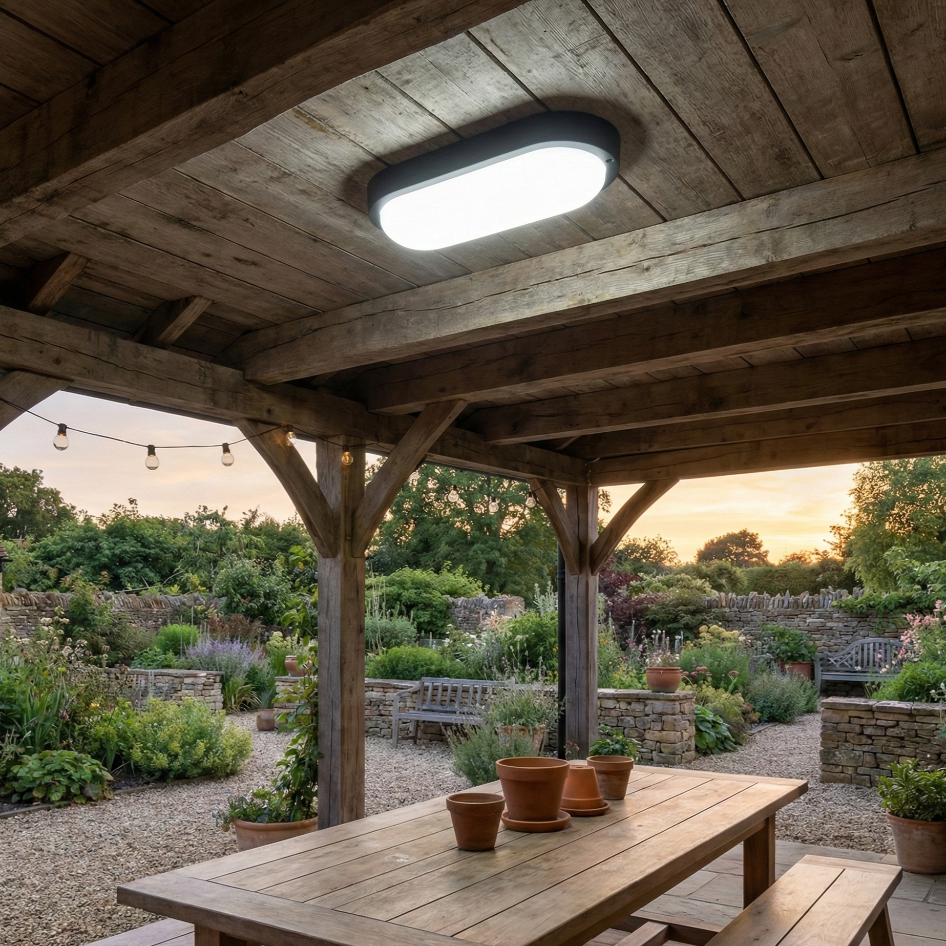 Aplica LED 18W Ovala BAT Neagra Exterior Echivalent 150W