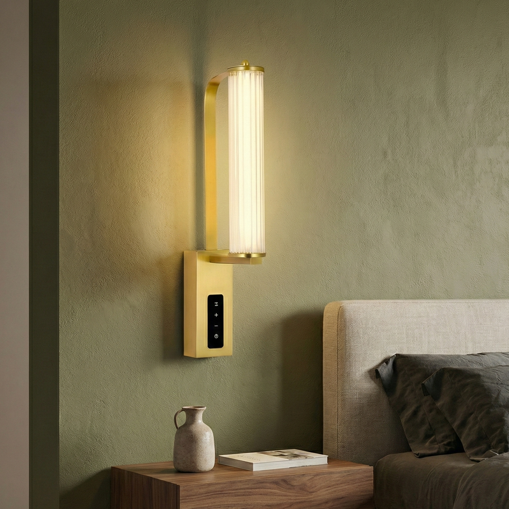 Aplica LED Perete GOLD SERANOVA Echivalent 100W 3 Lumini Reglaj Tactil