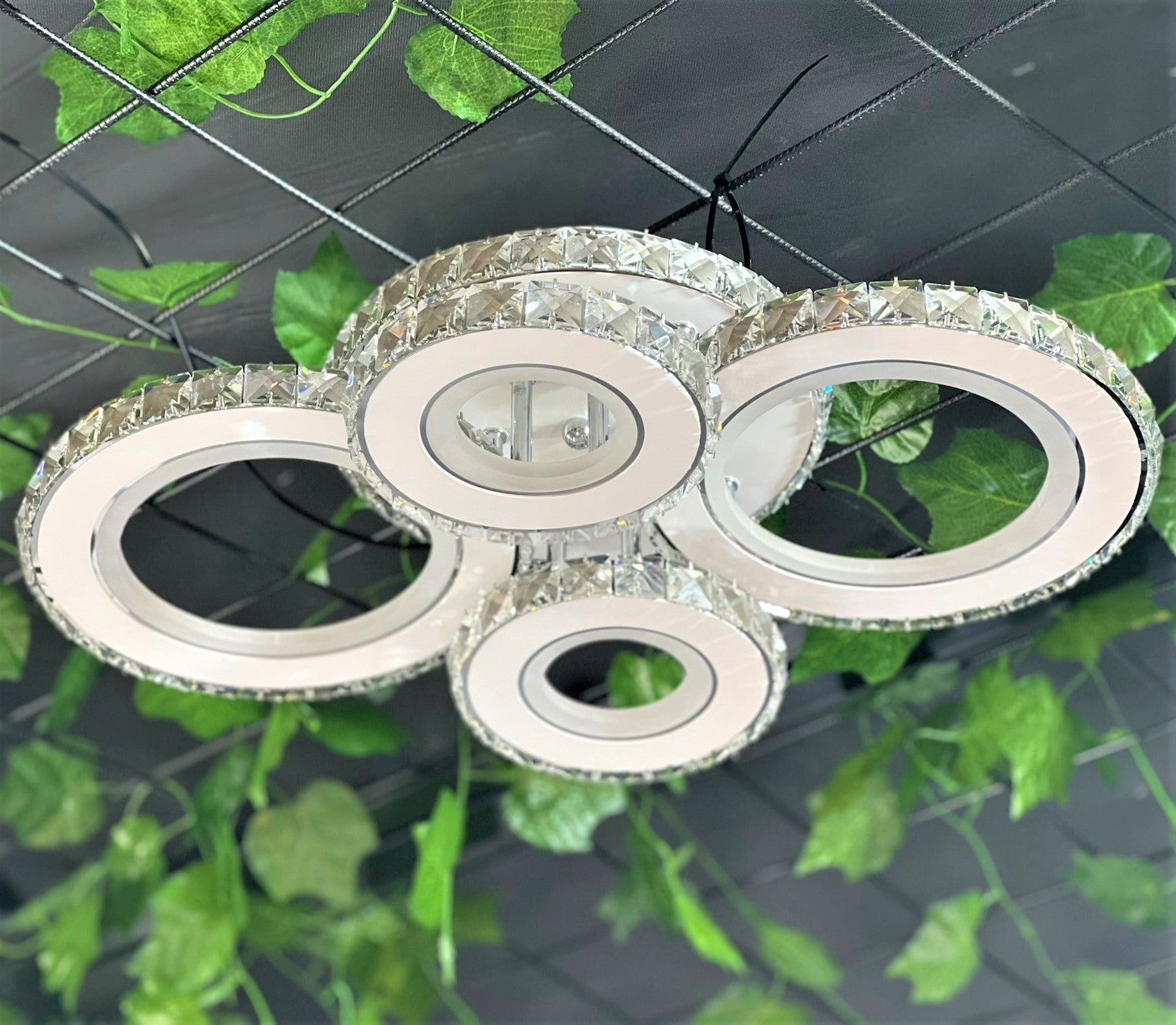 Lustra LED 4 CIRCLE Cristal Alba RGB Echivalent 500W Telecomanda