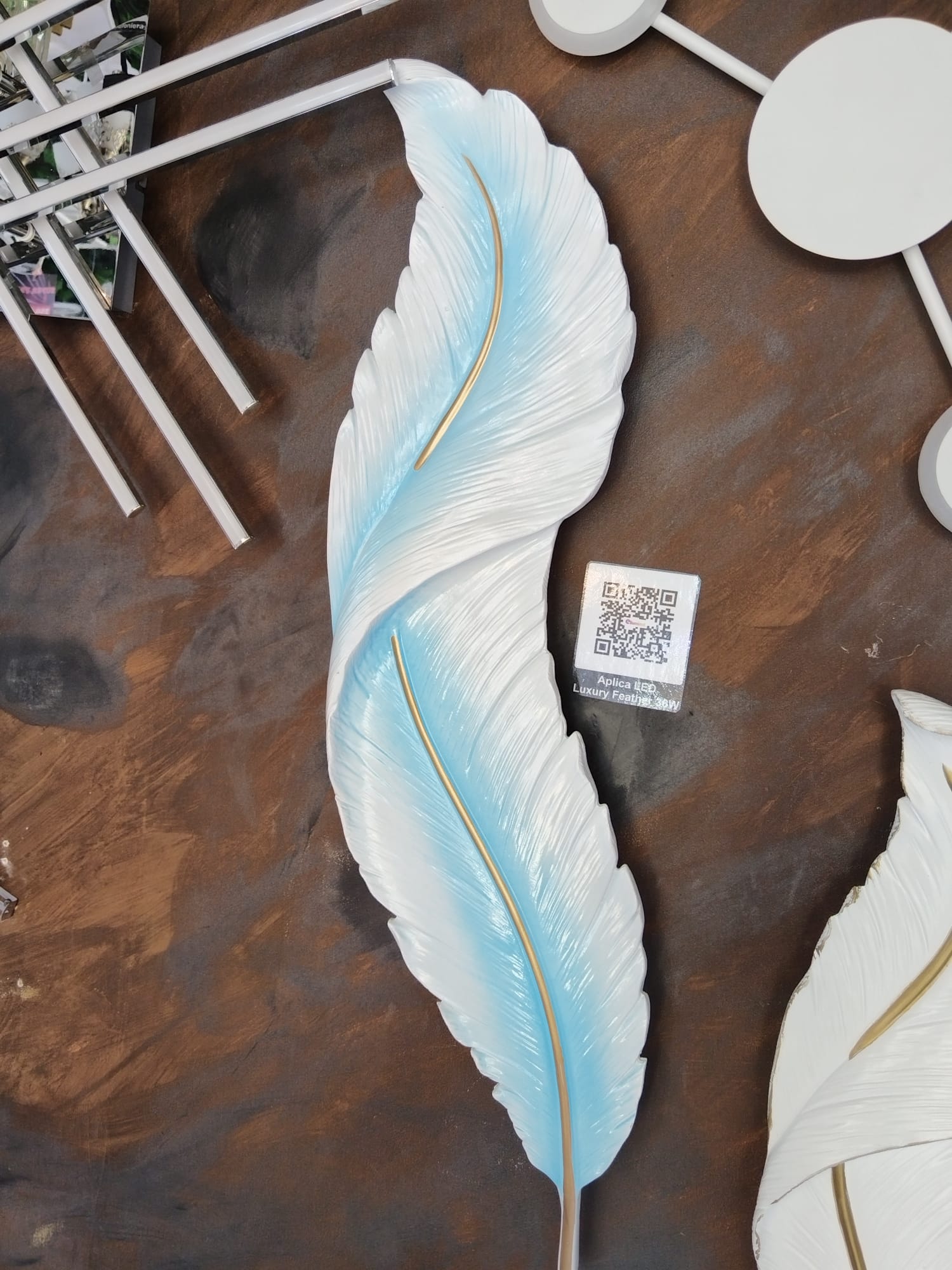 Aplica LED Luxury Feather 25W 63CM Blue SKY