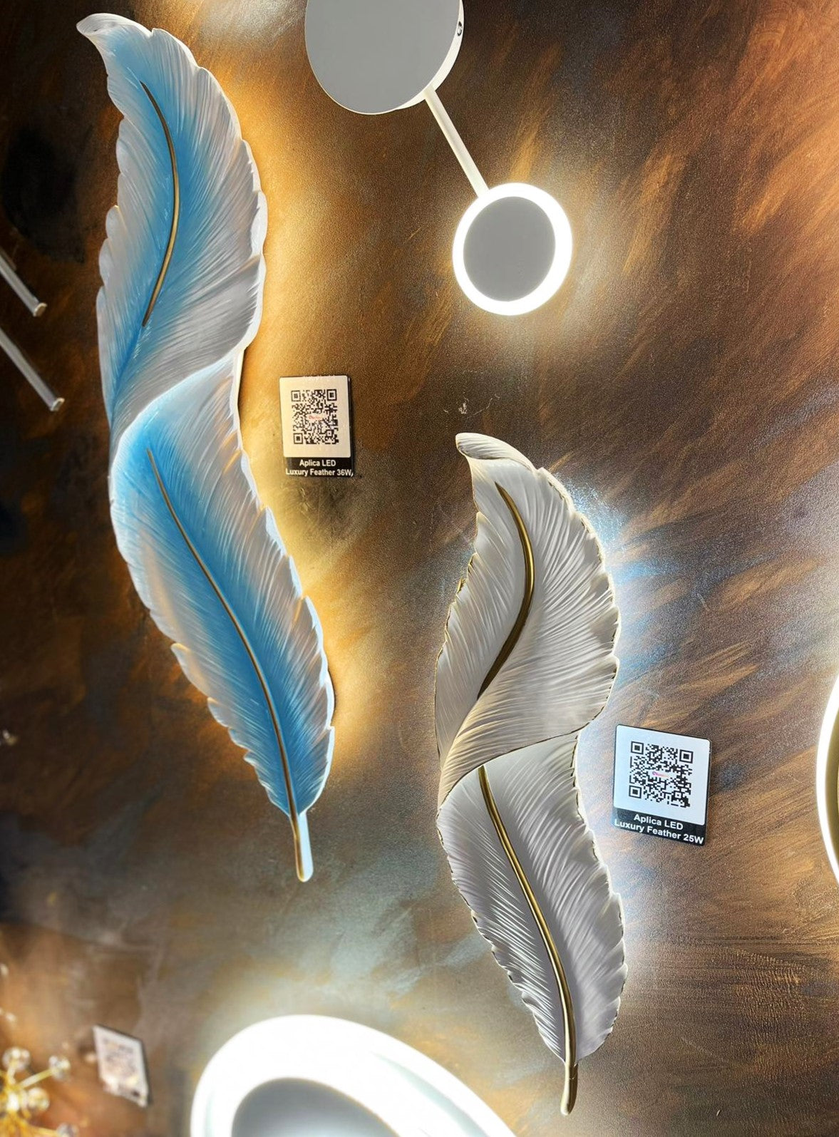 Aplica LED Luxury Feather 25W 63CM Blue SKY