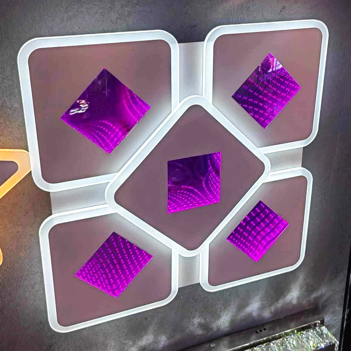 Lustra LED 182W VENICE MIRROR 3D RGB Echivalent 600W