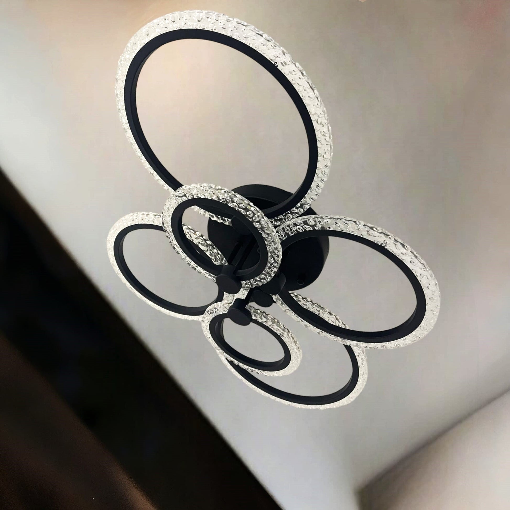 Lustra LED 4+2 CIRCLE BUBBLES BLACK Echivalent 600W Telecomanda