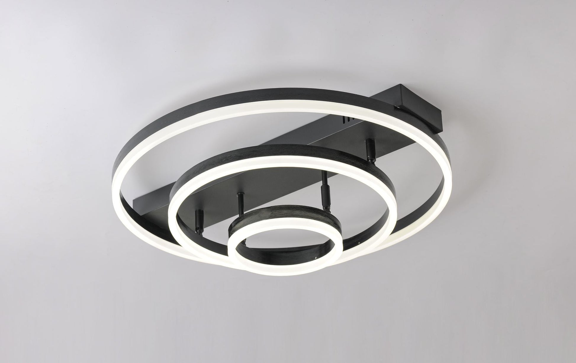 Lustra LED Black 3 Rings Reglabile Echivalent 800W Telecomanda