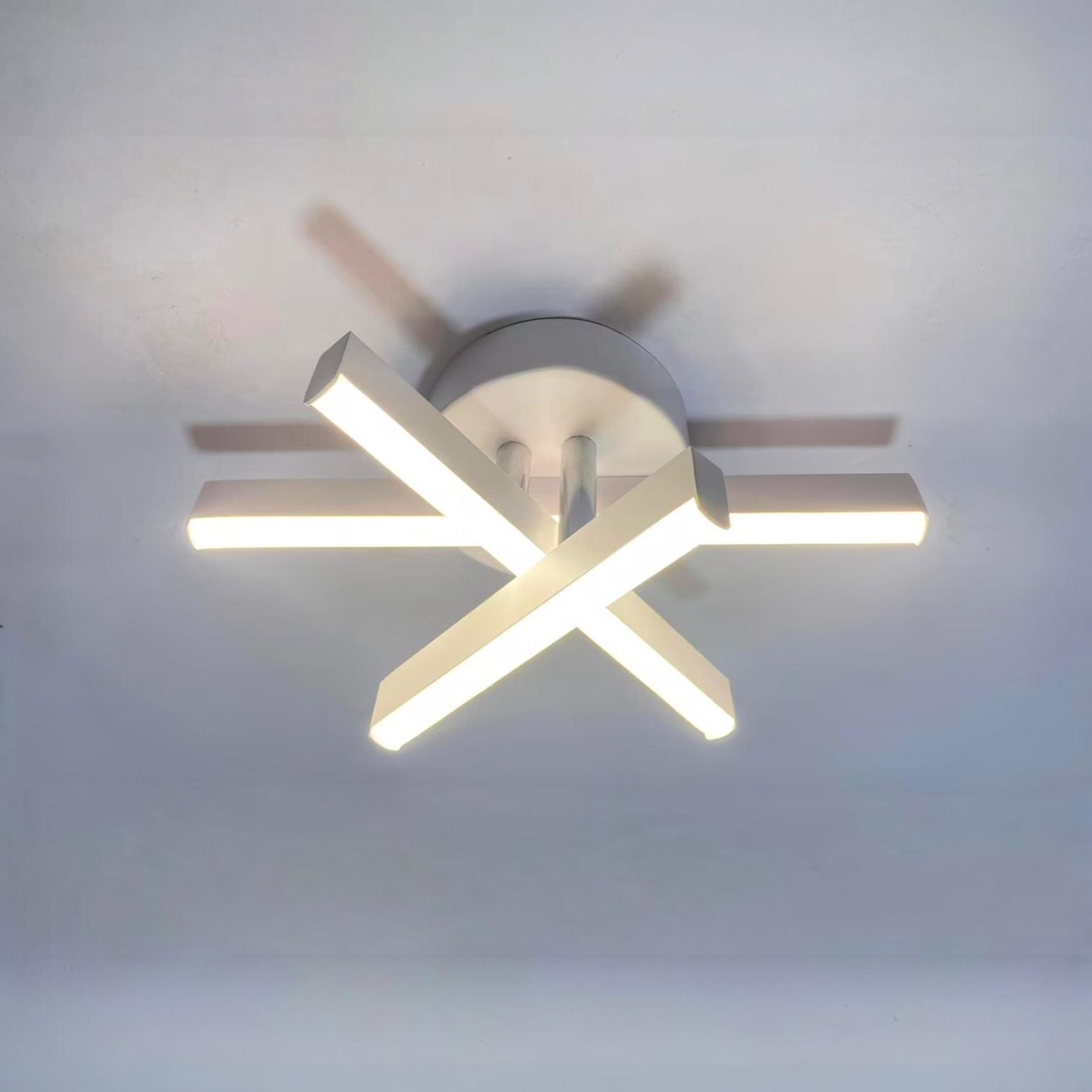 Aplica LED LINNES STAR White Echivalent 200W Lighting Fixtures