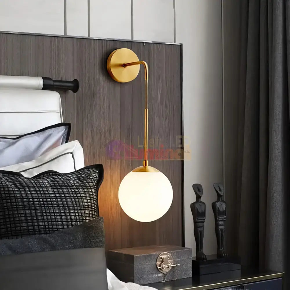 Aplica Ajustabila Nordic Style HangGlobe Gold Abajur Mat lustreled.ro