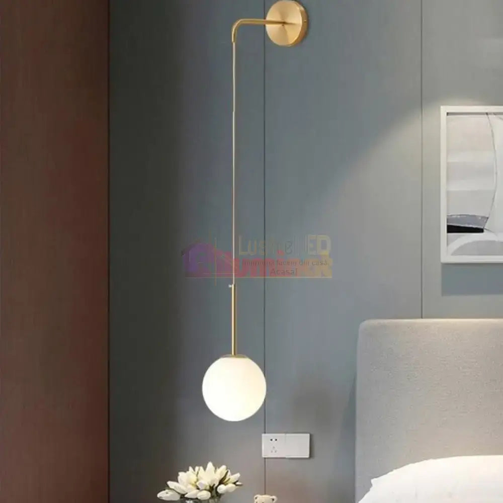 Aplica Ajustabila Nordic Style HangGlobe Gold Abajur Mat lustreled.ro