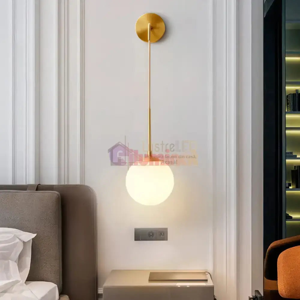 Aplica Ajustabila Nordic Style HangGlobe Gold Abajur Mat lustreled.ro