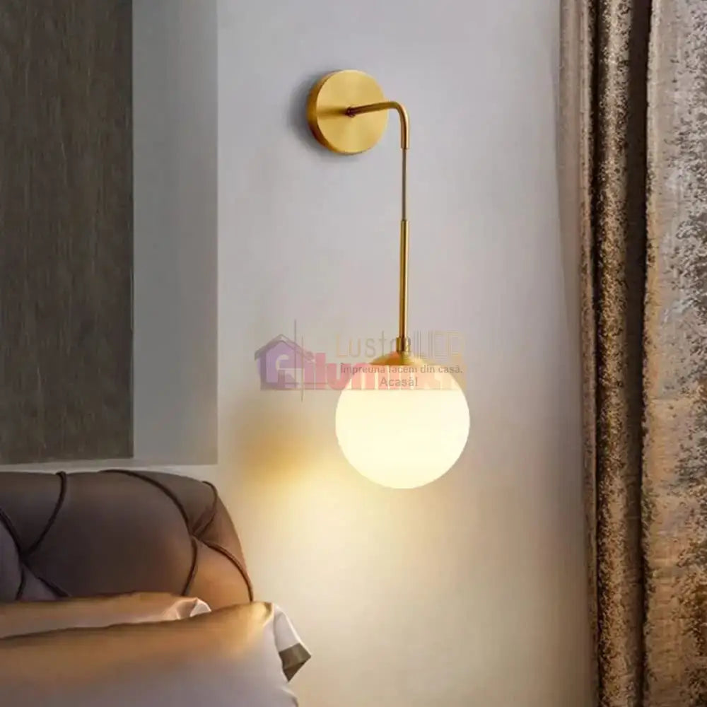 Aplica Ajustabila Nordic Style HangGlobe Gold Abajur Mat lustreled.ro