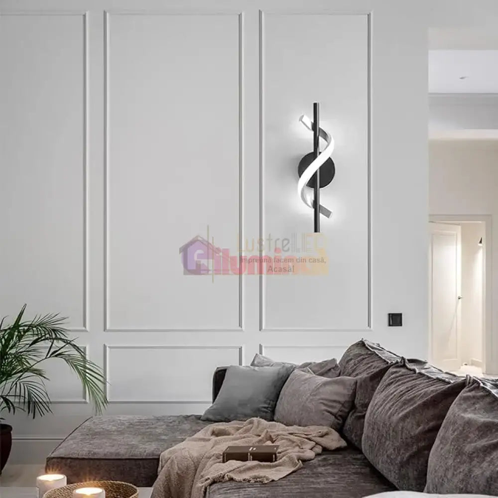 Aplica LED ROKO 10W Neagra Echivalent 120W lustreled.ro