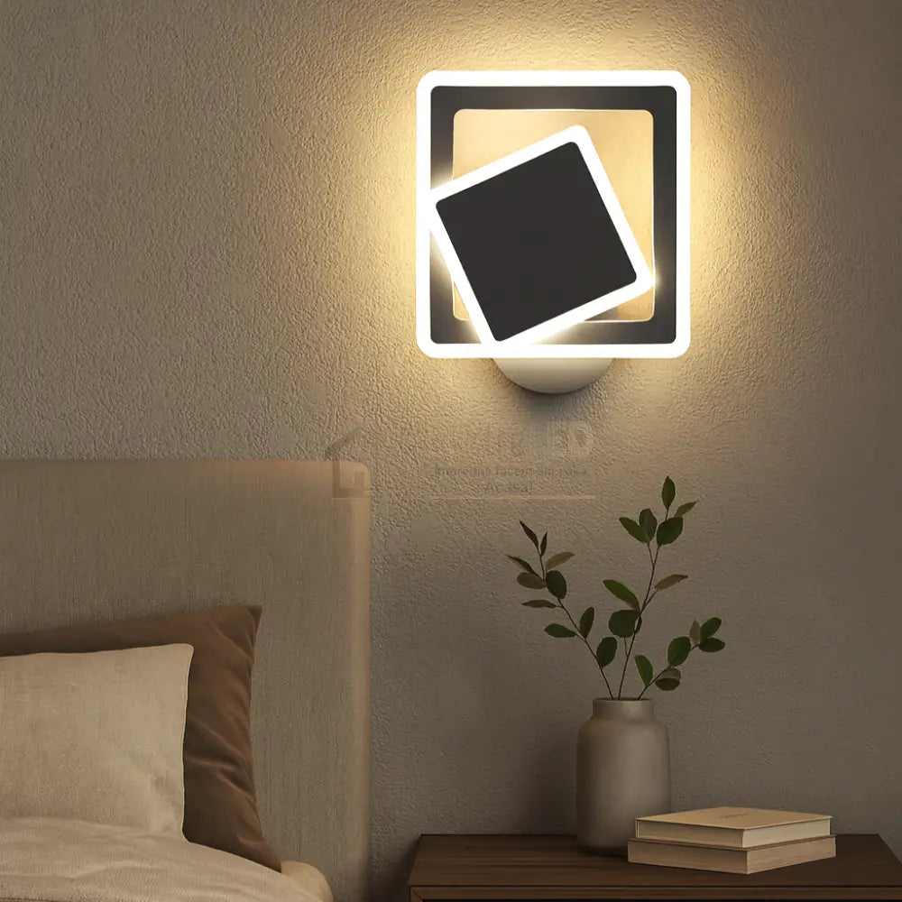 Aplica LED Square Reglabila Alba Echivalent 150W ALBA / SQUARE DESIGN / APLICA PERETE Wall Light Fixtures