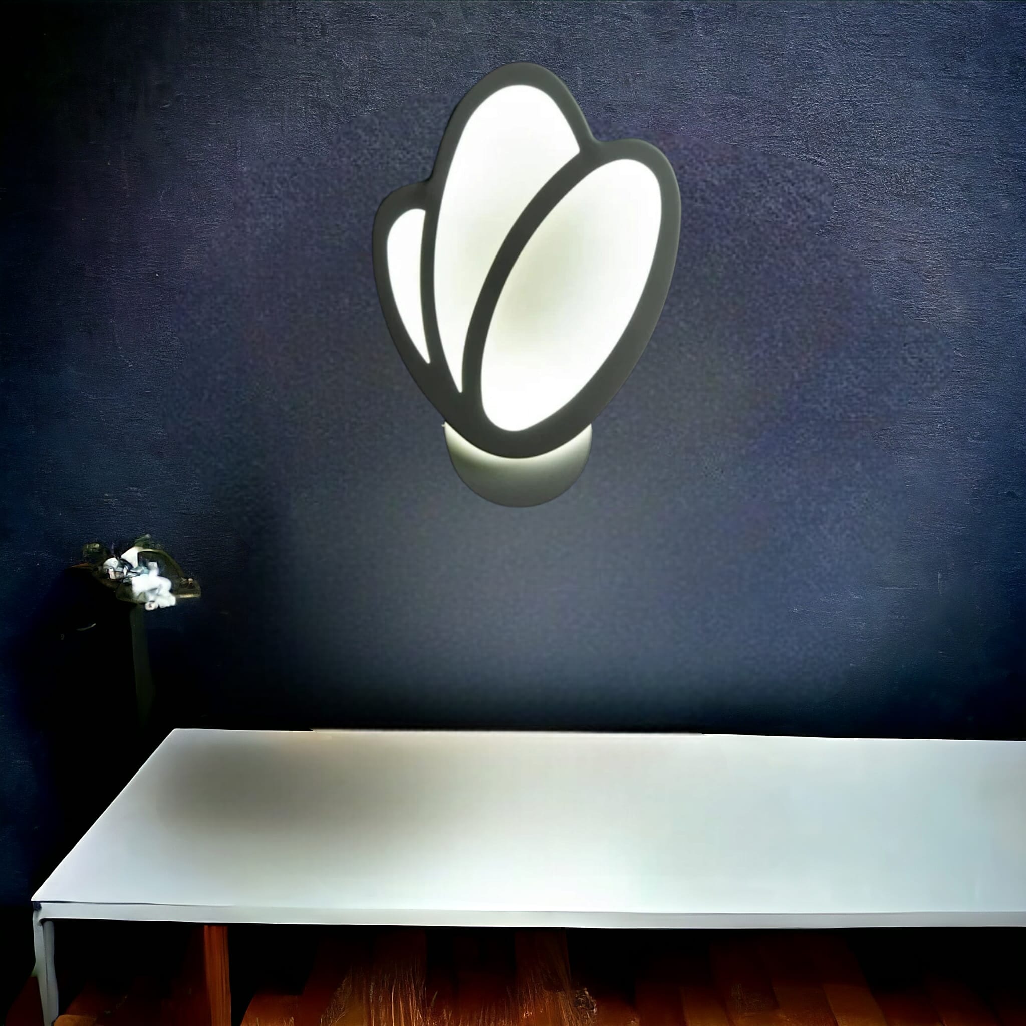 Aplica LED 24W Perete Tulip Echivalent 100W