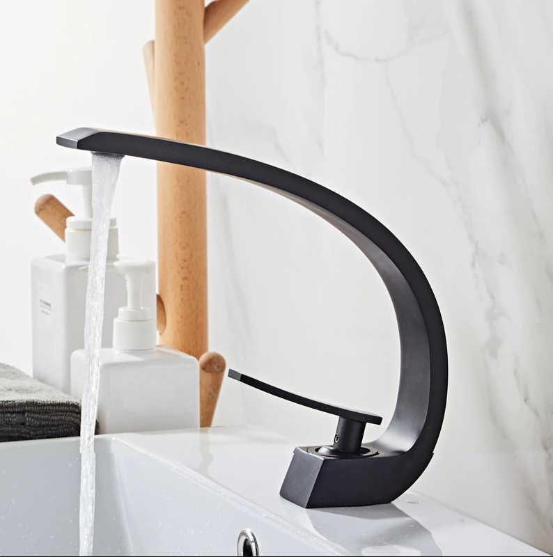 Baterie Lavoar Medie Modern Line Black Curve 022