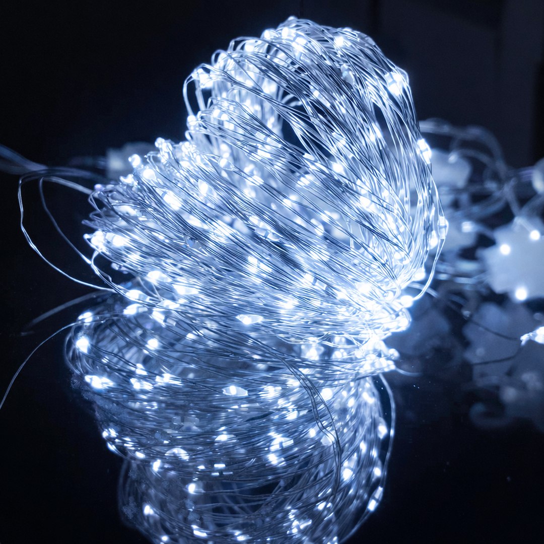 Instalatie LED Perdea Ploaie 300 LED-uri 3M×3M | 8 Moduri | Telecomanda | USB | 9000K
