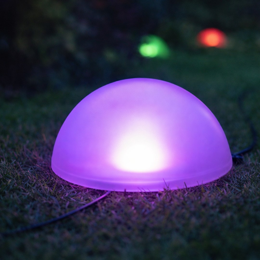 Lampa LED RGB Hemi cu Incarcare Solara Premium - Diverse Culori IP44