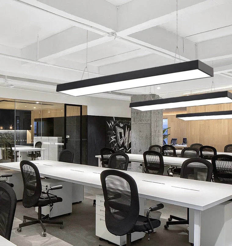 Panou LED 72W 117.5 x 28cm Negru Aplicat/Suspendat Echivalent 400W PANOU LED APLICAT / 72W / ALB RECE LED PANEL