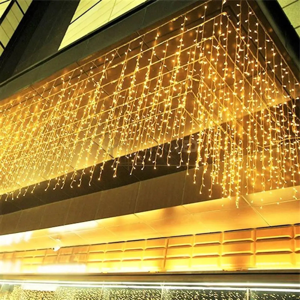 Instalatie Led Perdea Ploaie 240 Led-Uri 5X1M Fir Transparent Diverse Culori Christmas Lighting
