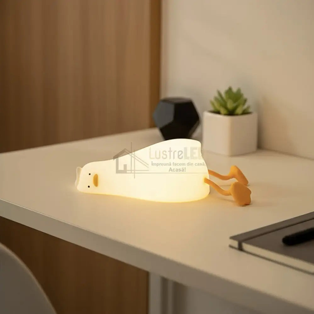 Lampa de Veghe LAZY CHICKEN Portabila LED RGB