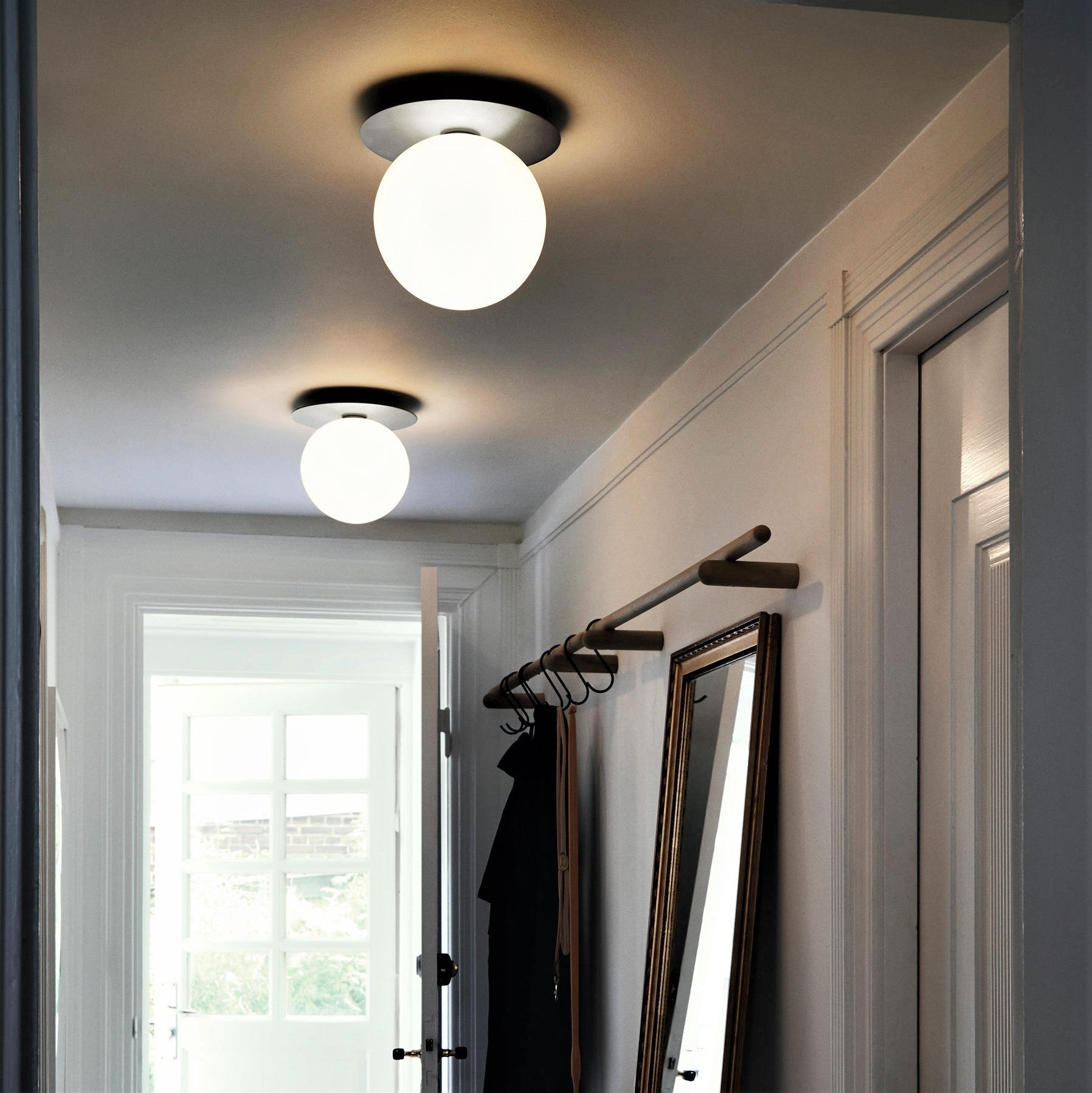 Aplica Abajur Glob Mat Chrome