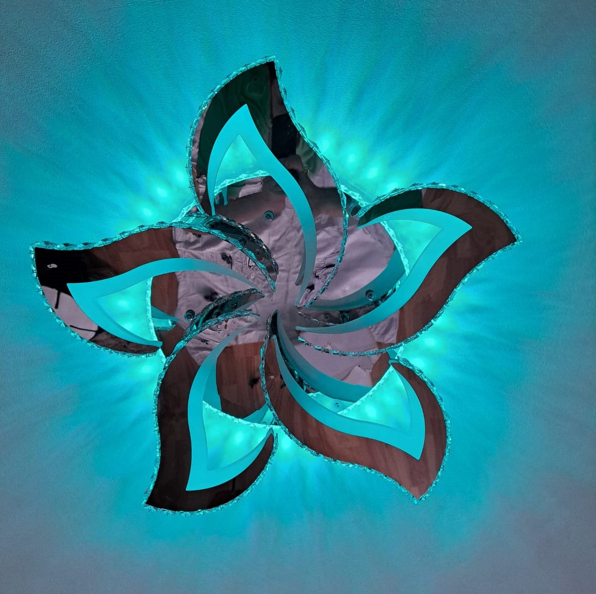 Lustra Led 156W Camelia Cristal Rgb Telecomanda Echivalent 600W Lighting Fixtures