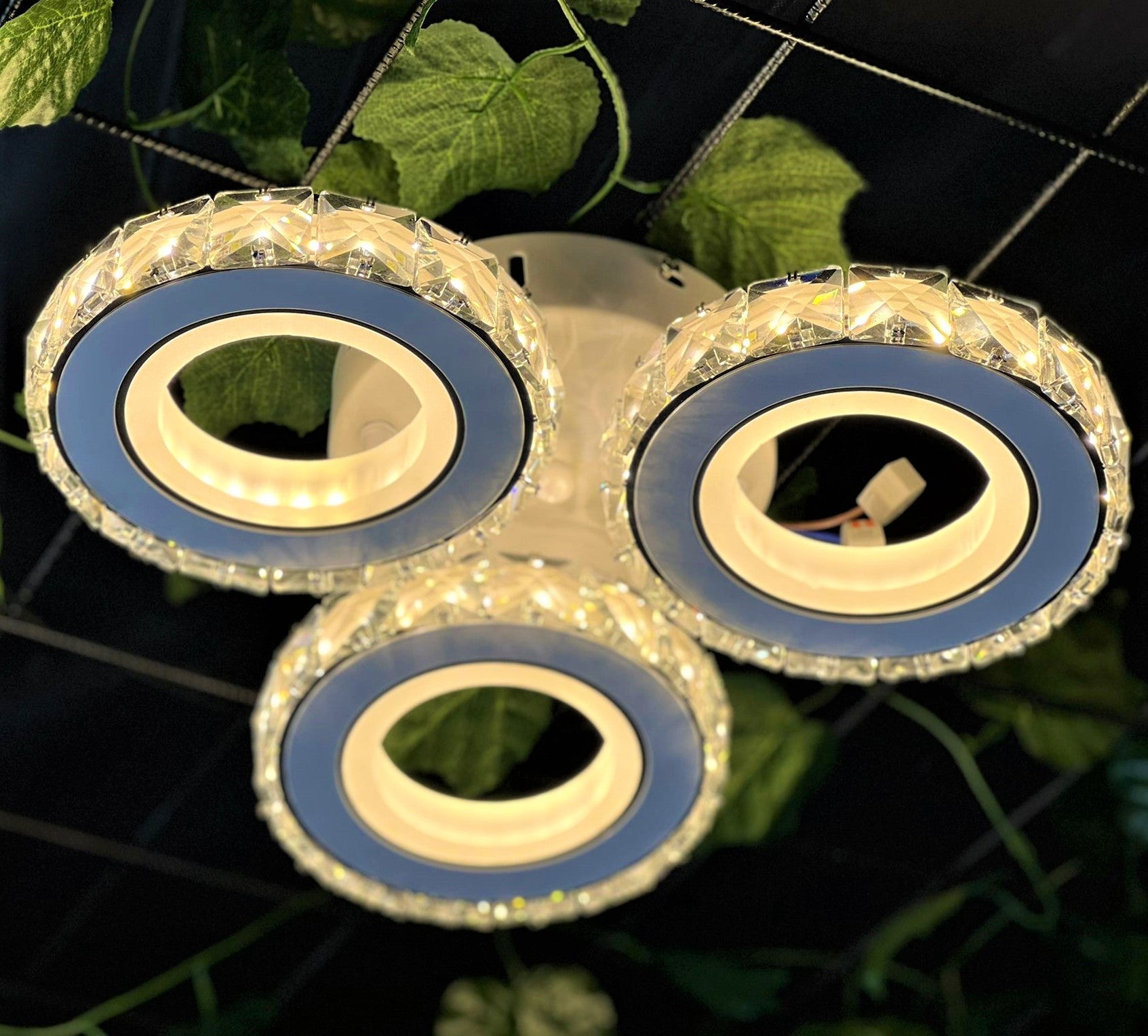 Lustra LED 72W 3 CIRCLE Cristal Alba Telecomanda