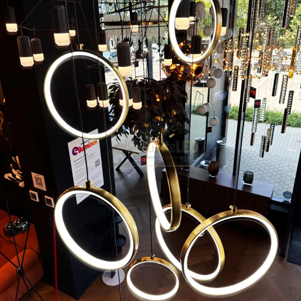Lustra LED Suspendata GOLD Lightman lustreled.ro