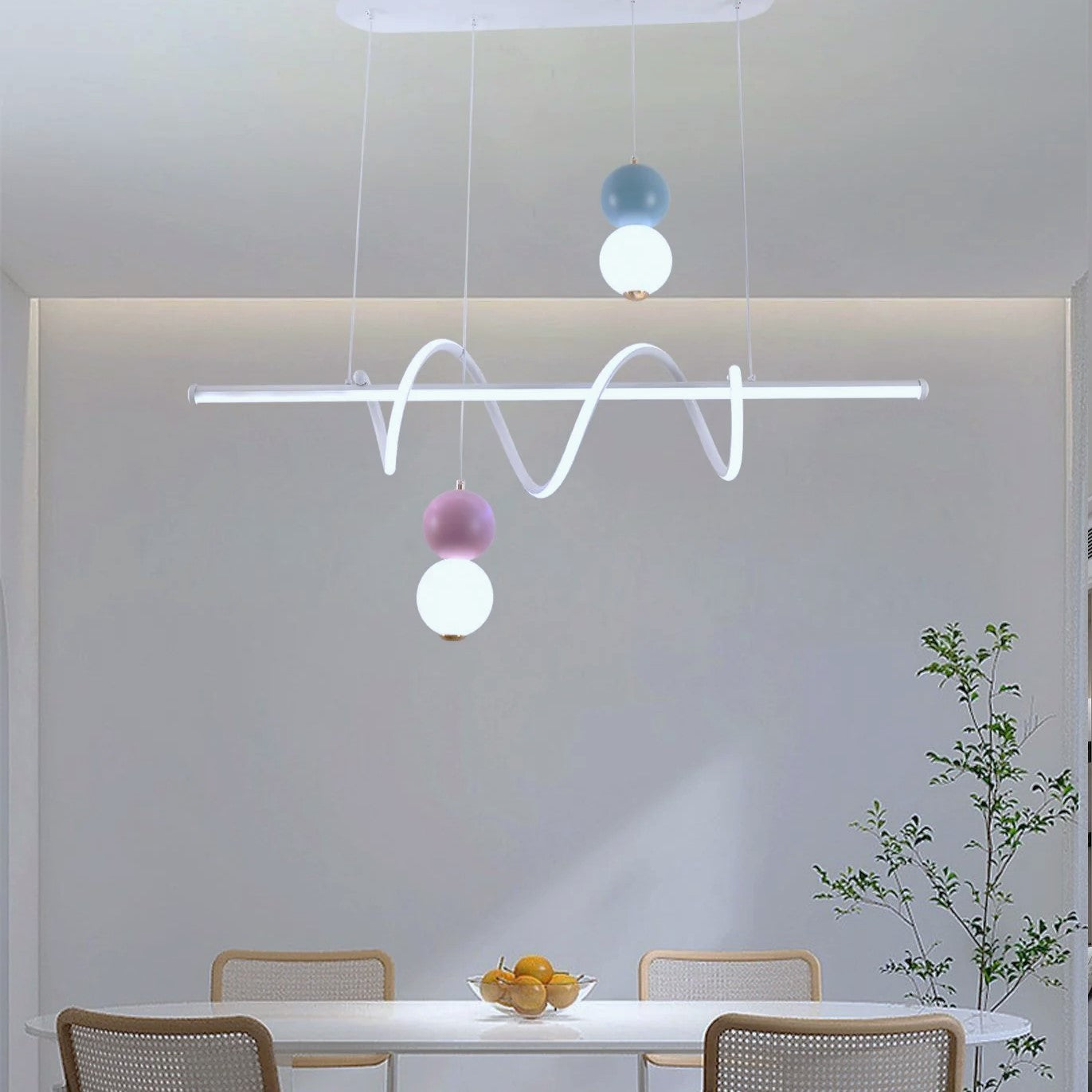 Lustra LED 62W Looney Tunes RGB Telecomanda