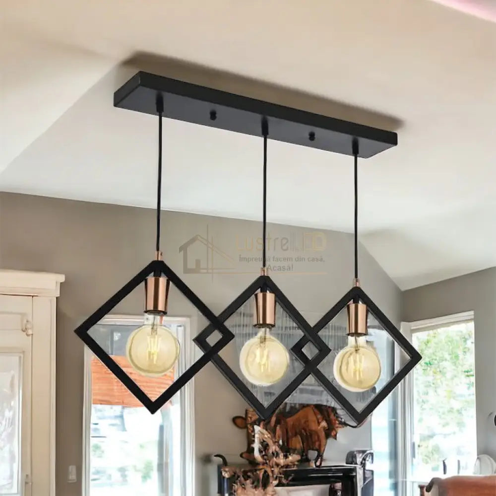 Lustra Vintage 3Xe27 Triangle Gold + Black Lighting Fixtures