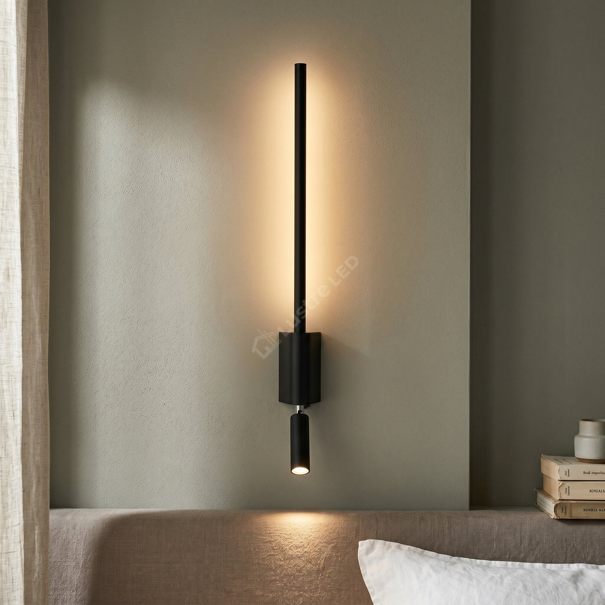 Aplica LED KAIRO cu Spot Interior 24W Neagra Echivalent 120W