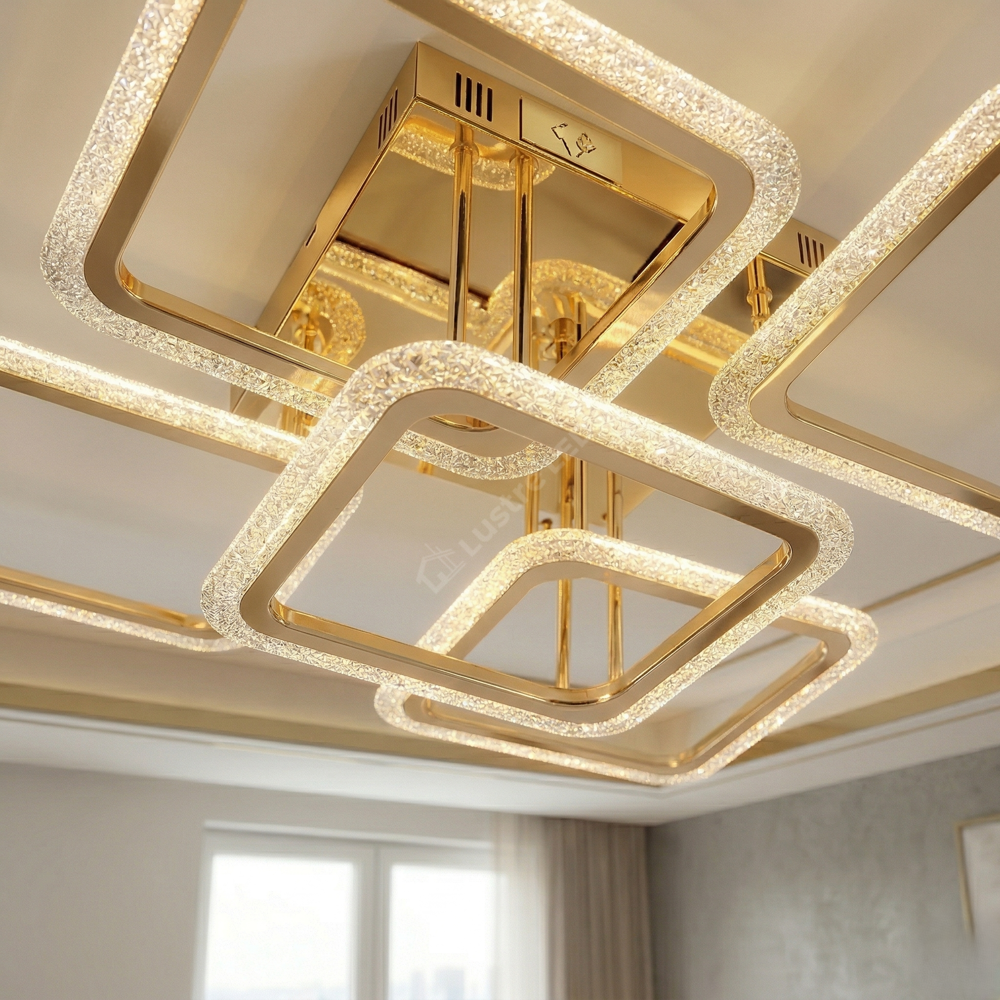 Lustra LED Brevia 4+1 Square Gold Echivalent 600W Telecomanda