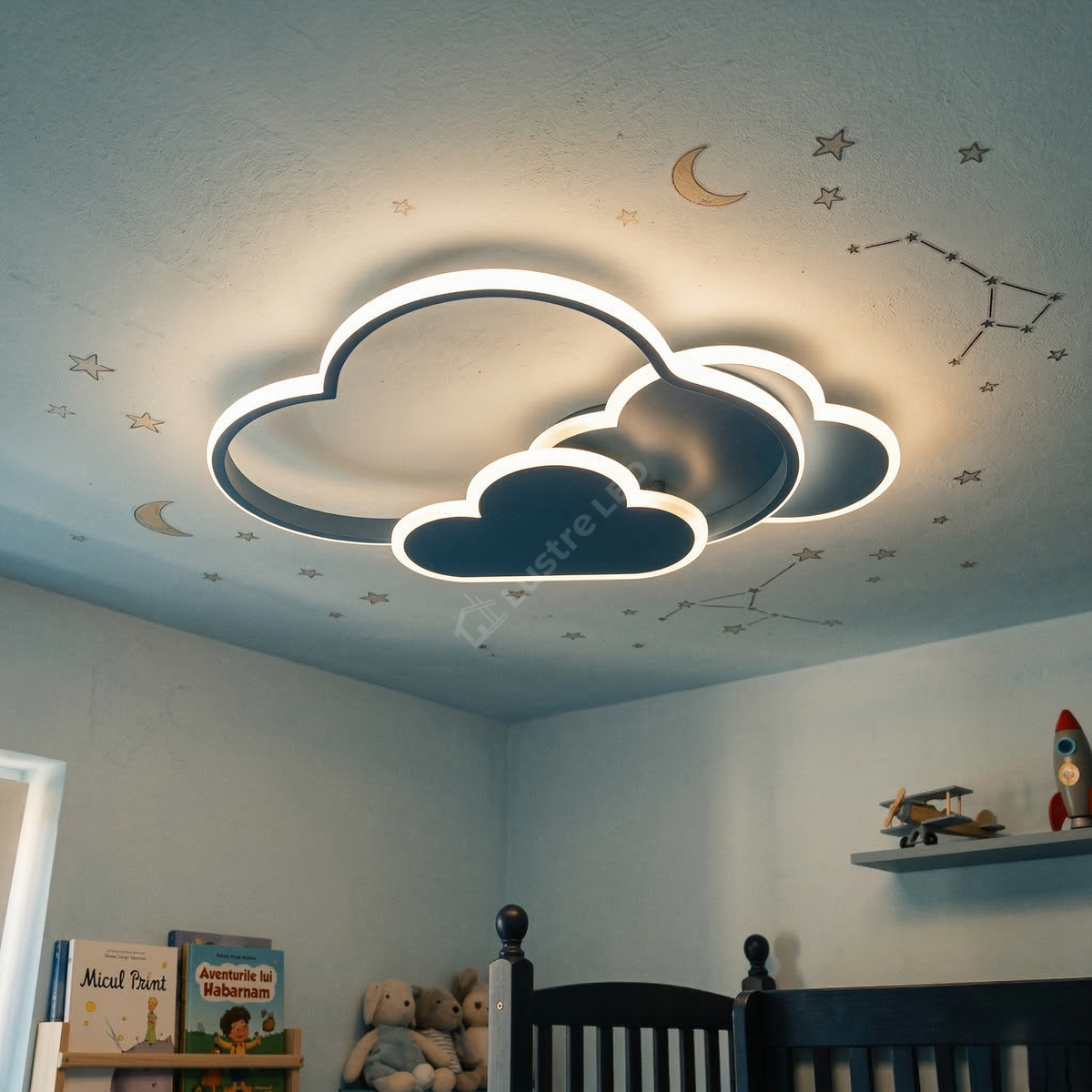 Lustra LED NORISOR Blue Echivalent 400W Telecomanda