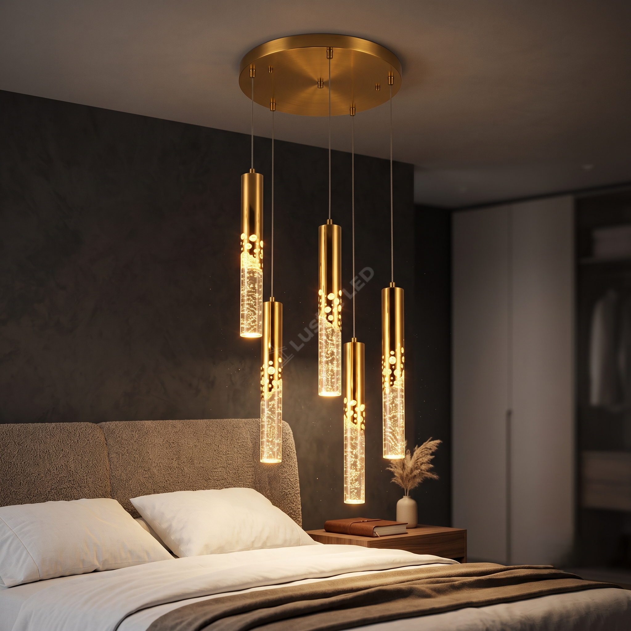 Lustra Suspendata ELANORA NOVA Glass Gold Echivalent 250W
