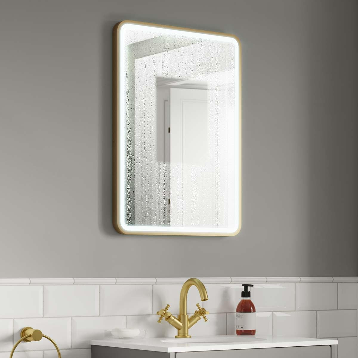 Oglinda Led 50X70Cm Rama Aurie Cu Dezaburire Si Touch J35Cp Mirror