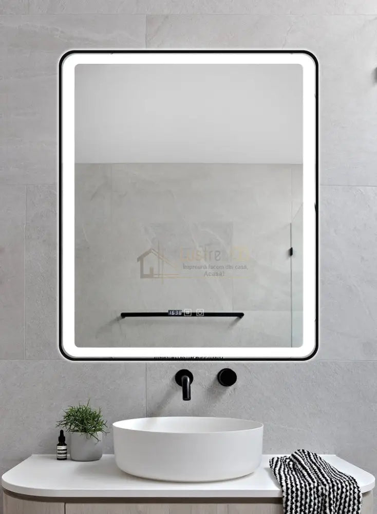 Oglinda Led 75X90Cm Cu Rama Neagra Functie Dezaburire Touch Si Ceas J37 Led Mirror