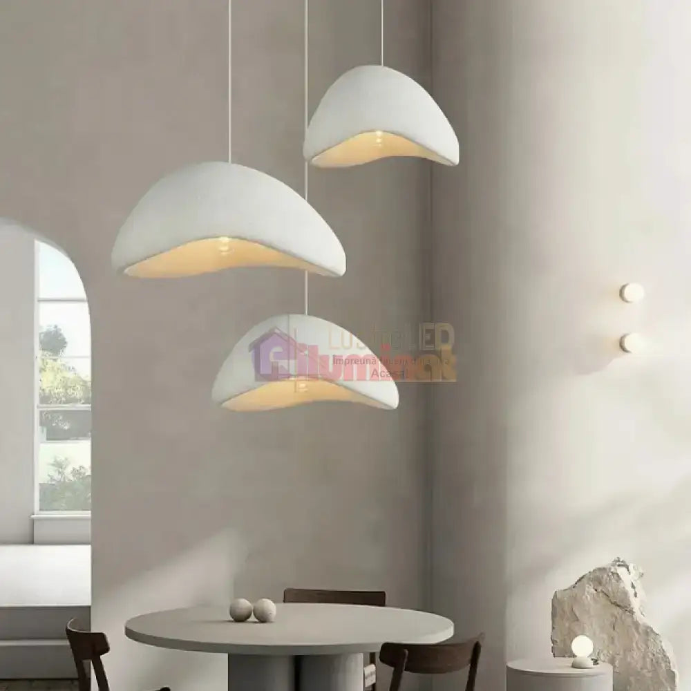 Pendul ALB Triunghi 30cm GB7499A-B30 lustreled.ro