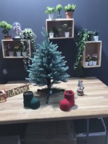 Încarcă videoclipul: Brad Artificial de Craciun 60cm Nordic Blue 62 Ramuri cu Ace 3D, Aspect Natural